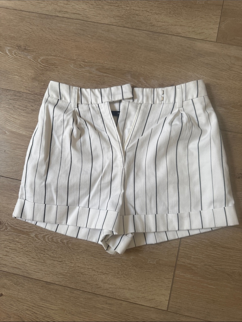 Forever 21 White Pinstripe Pleated Cuffed Shorts